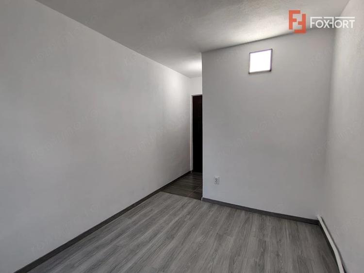 Garsonieră decomandată în Poltur