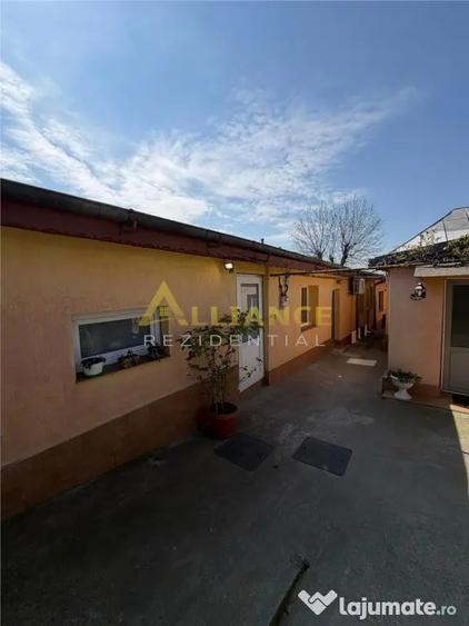 Casă cu 5 camere cu Teren 754 Mp în Viilor