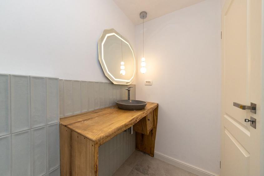 Apartament cu 2 camere decomandat, mobilat în Dealul Cetății
