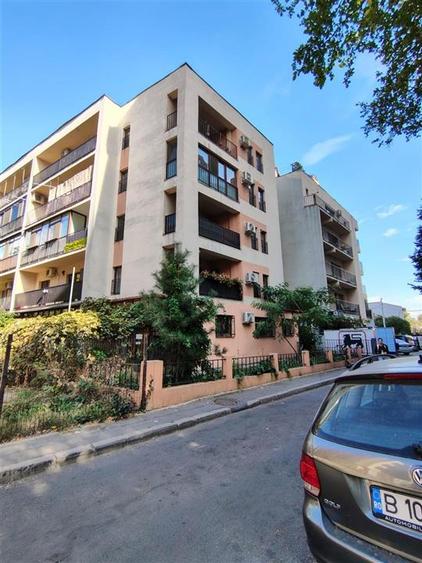 Apartament cu 2 camere decomandat în Colentina