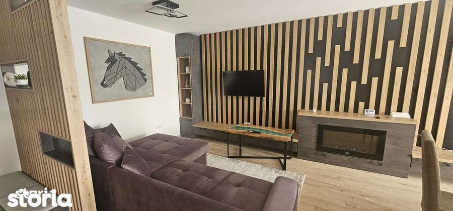 Apartament cu 3 camere, mobilat în Tractorul