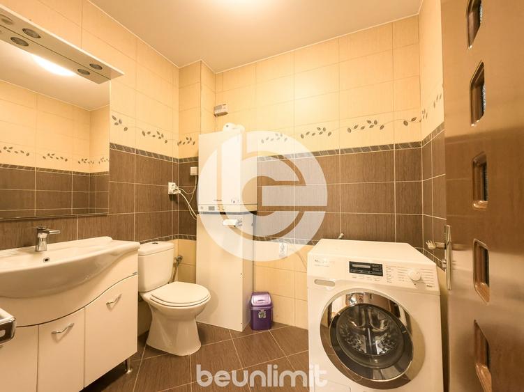 Casă individuală cu 5 camere cu Canalizare în Trei Stejari