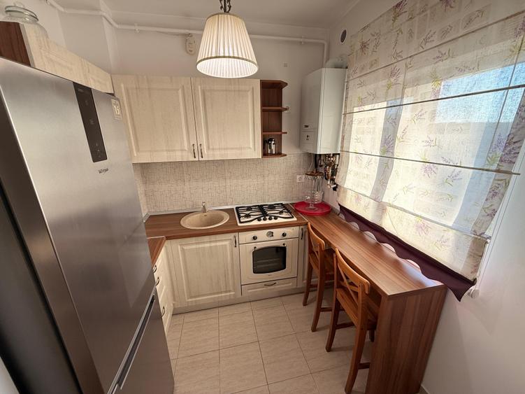Apartament cu 2 camere decomandat în Copou