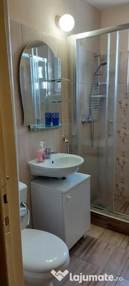 Apartament cu 2 camere semidecomandat în Exterior Vest
