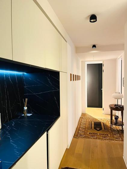 Apartament cu 4 camere în Aviatorilor