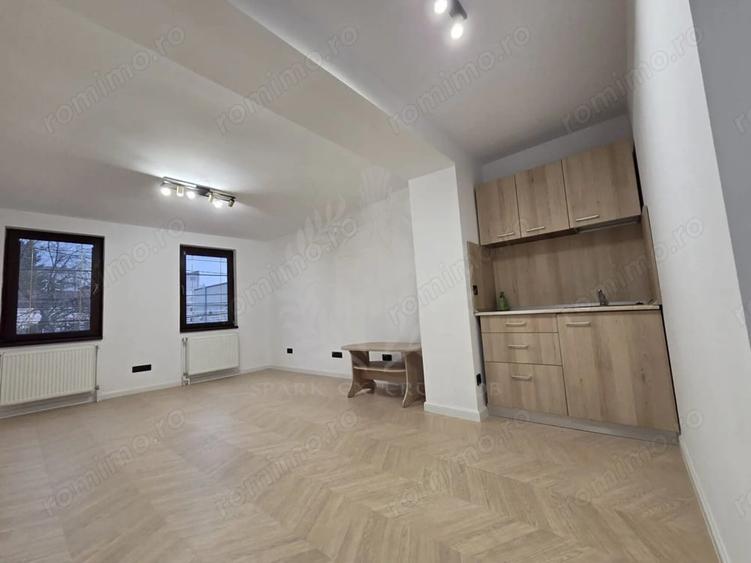 Spațiu comercial, de 200 mp, în Ultracentral
