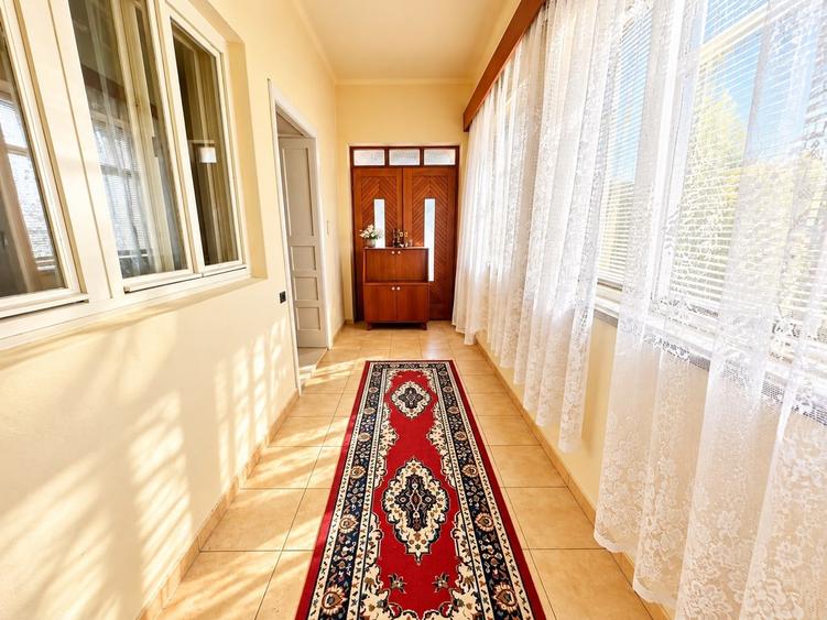 Casă individuală cu 3 camere cu Canalizare în Tiur