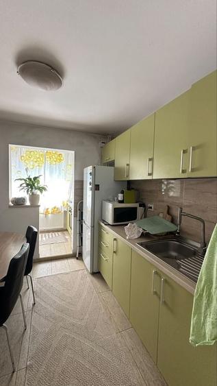 Apartament 3 Camere Decomandat-Metrou-An1981 - 4