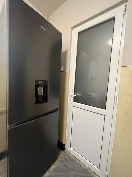 Apartament cu 2 camere decomandat în Titan