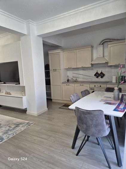 Apartament cu 2 camere decomandat în Nufărul