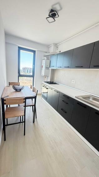 Apartament cu 3 camere decomandat în Theodor Pallady