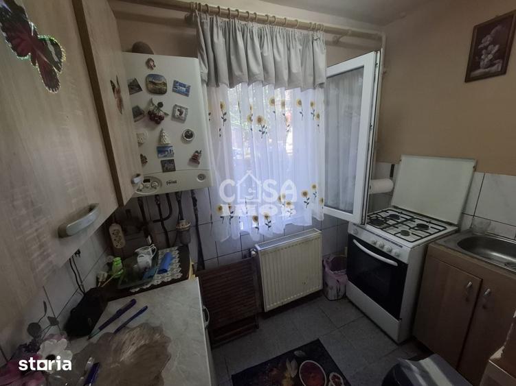Apartament cu 2 camere în Micro 8