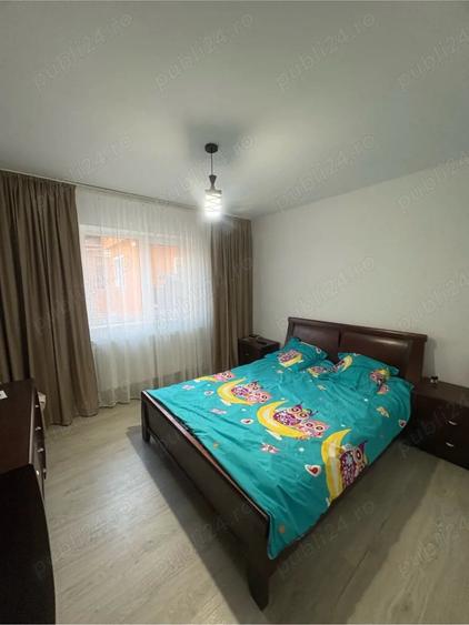 Apartament cu 4 camere decomandat în Central