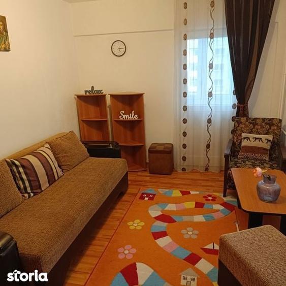 Garsonieră decomandată în Central