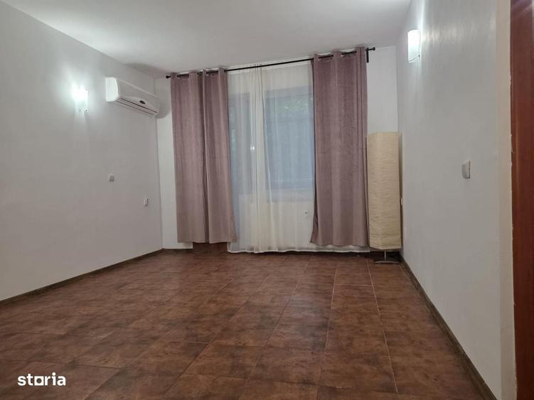 Apartament cu 2 camere semidecomandat în Titan