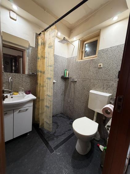 Casă individuală cu 2 camere cu Teren 50 Mp în Mărăști