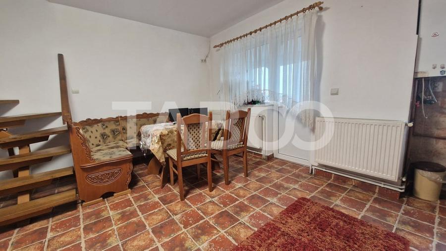 Apartament de inchiriat cu 3 camere balcon la mansarda Vasile Aaron - 2