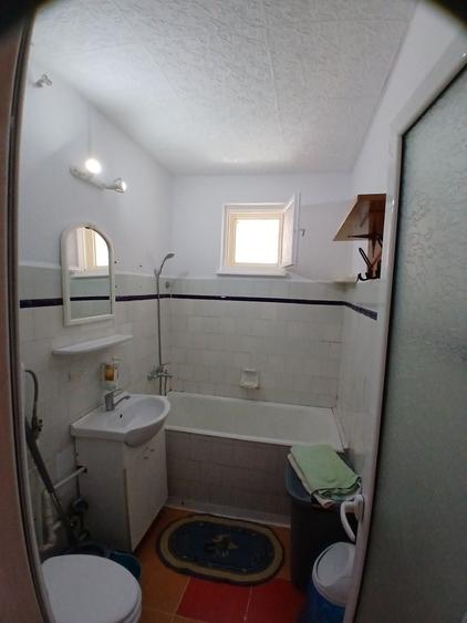 Apartament cu 2 camere semidecomandat în Țiglina 1