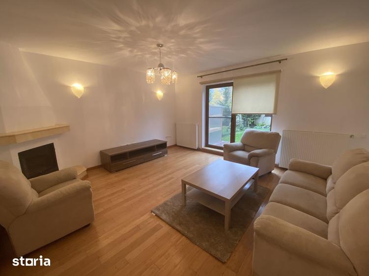 Casă cu 5 camere cu Teren 250 Mp în Central