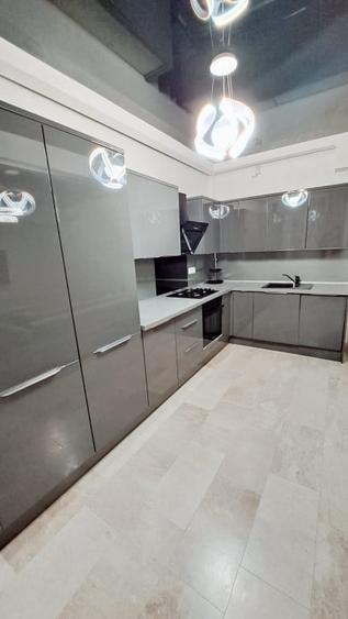 Apartament cu 2 camere decomandat în Tomis Plus