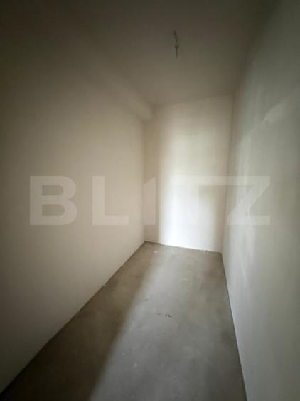 Apartament cu 3 camere semidecomandat în Braytim