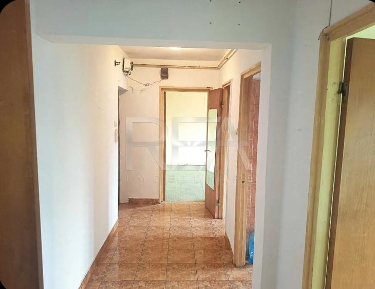 Apartament cu 3 camere decomandat în Rahova