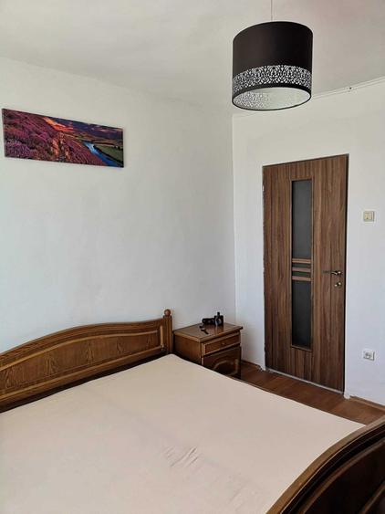 Apartament cu 2 camere decomandat în Vest