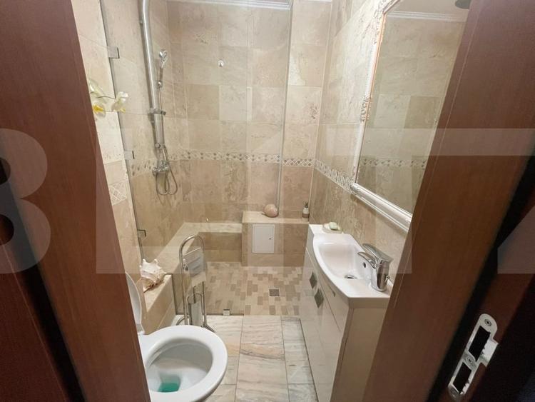 Apartament cu 4 camere decomandat, mobilat în Girocului