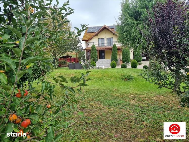 Casă cu 6 camere cu Teren 2200 Mp în Sâncraiu de Mureș