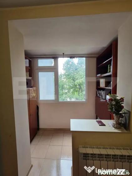 Apartament cu 2 camere semidecomandat în Micro 19
