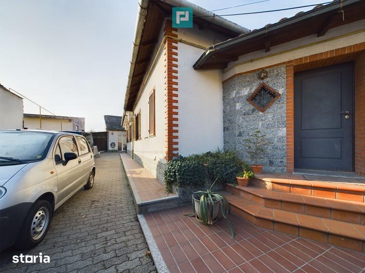 Casă cu 5 camere cu Teren 487 Mp în Mehala