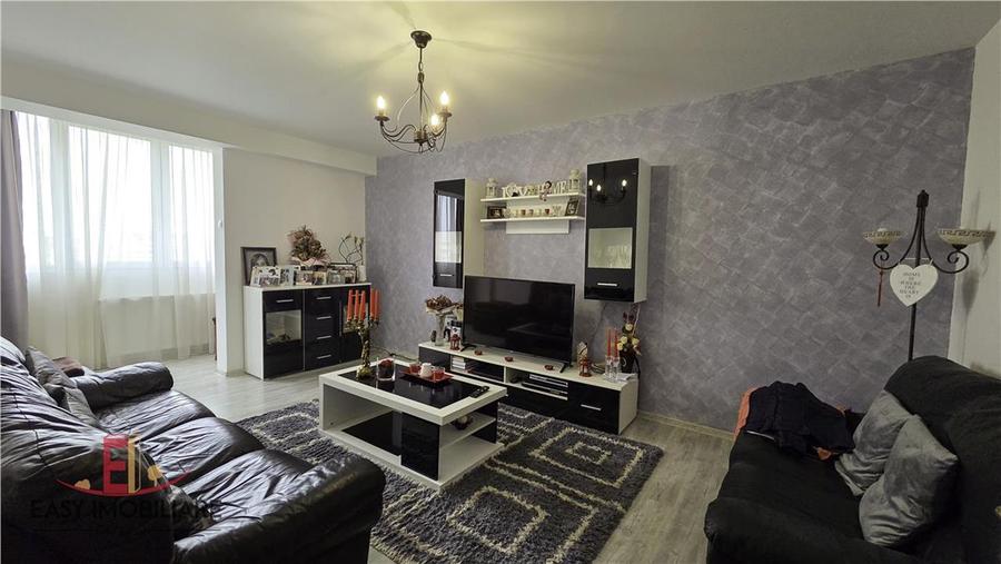 Apartament cu 2 camere decomandat, mobilat în Tudor