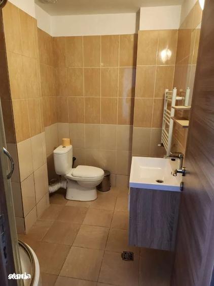 Apartament cu 3 camere decomandat în Dobroești