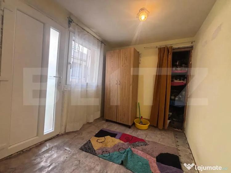 Garsonieră decomandată în Central
