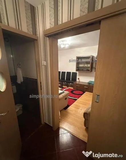 Apartament cu 4 camere decomandat în Titan