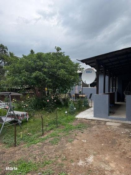 Casă cu 3 camere cu Teren 562 Mp în Pielești