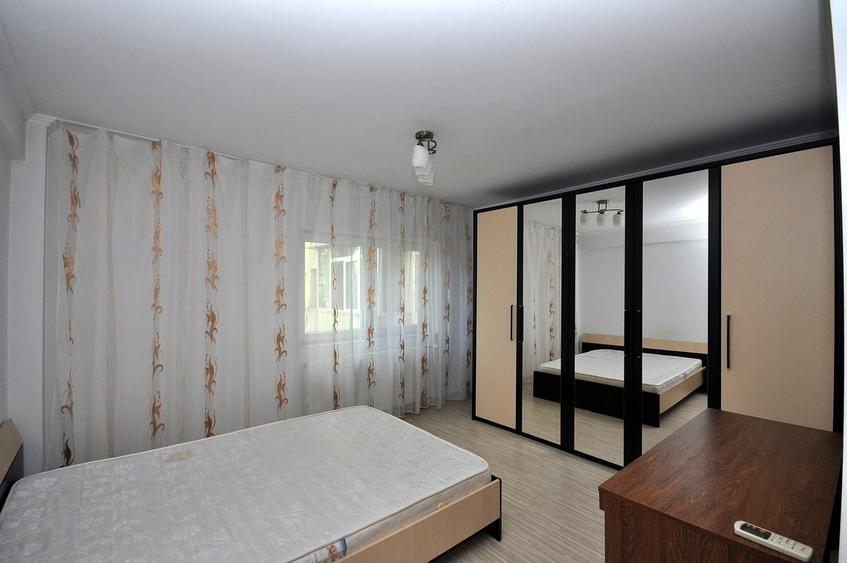 Apartament cu 3 camere decomandat în Militari