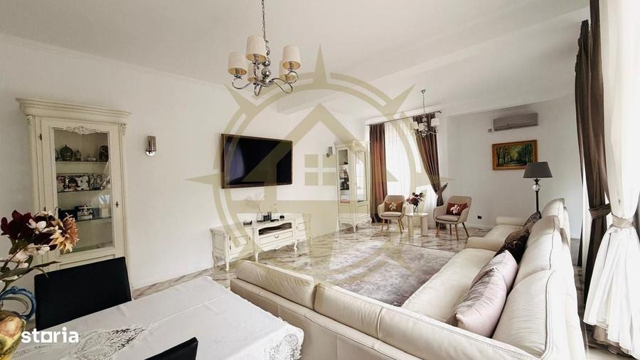 Casă cu 4 camere în Ostratu