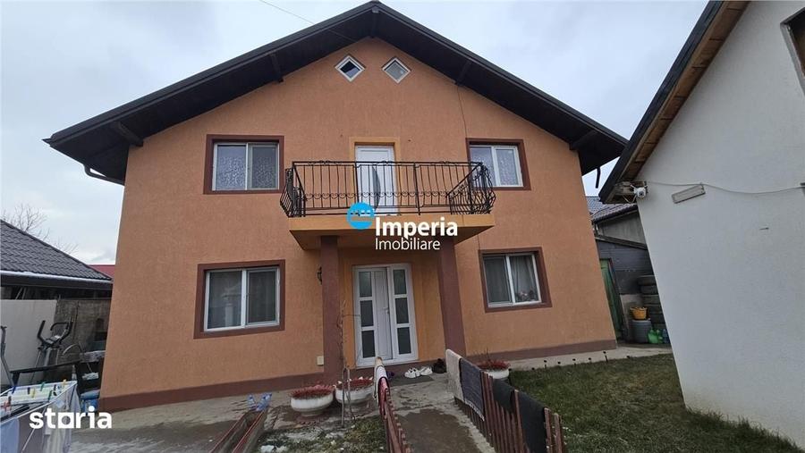 Casă cu 5 camere cu Teren 250 Mp în Bârnova