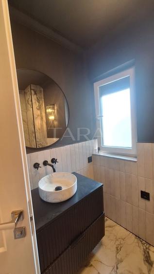 Apartament cu 3 camere decomandat, mobilat în Bună Ziua