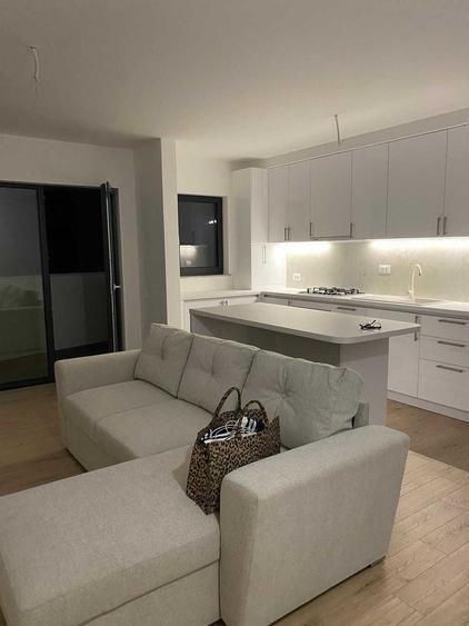 Apartament cu 2 camere semidecomandat în Universității