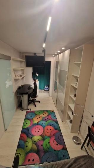 Apartament cu 2 camere nedecomandat, mobilat în Malu Roșu