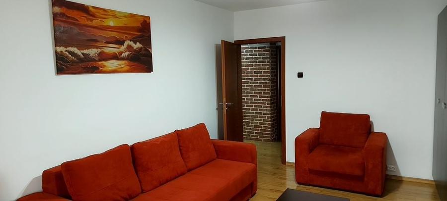 Apartament cu 2 camere decomandat în Petros