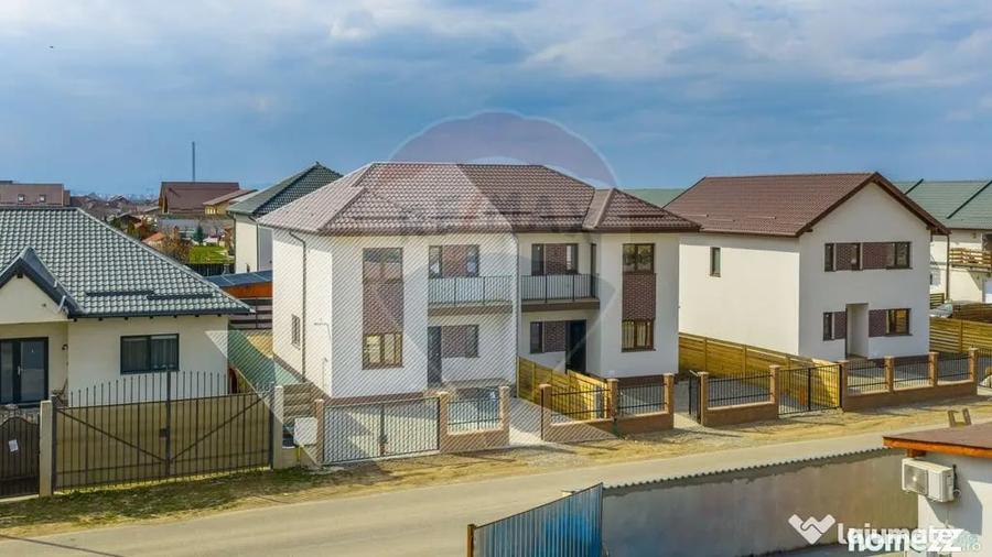 Casă cu 4 camere cu Teren 252 Mp în Tărlungeni