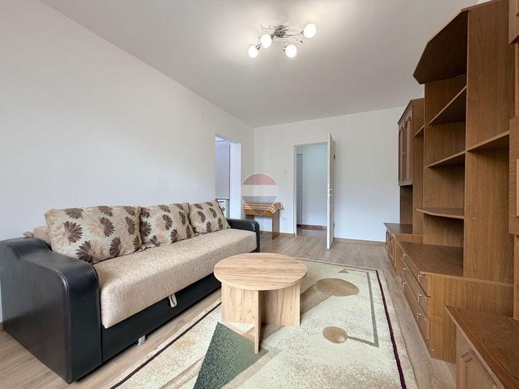 Apartament cu 2 camere semidecomandat, mobilat în Griviței