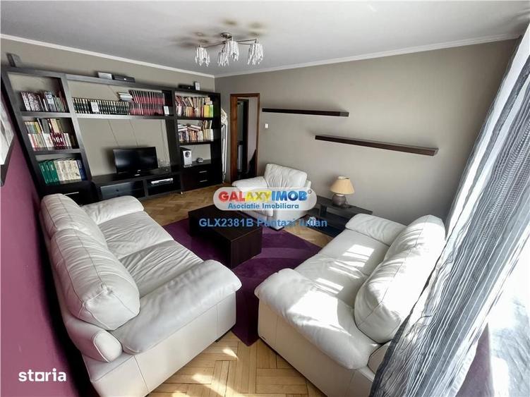 Apartament cu 3 camere decomandat în Păcii