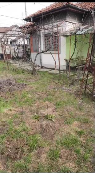 Casă cu 3 camere în Central