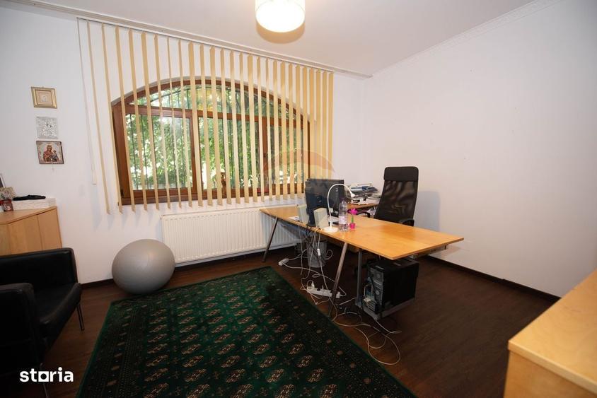 Casa de vanzare 483mp suprafata totala si teren 494mp, Sector 1 - 8