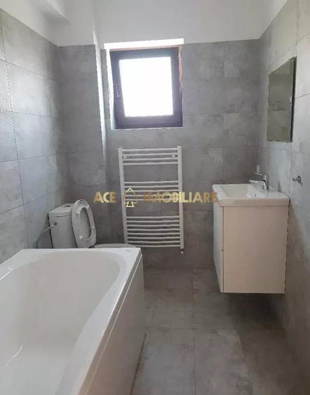 Apartament cu 3 camere decomandat, mobilat în Sălăjan