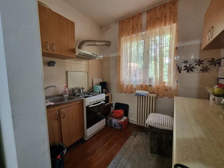 Spațiu comercial, de 218 mp, în Movilița